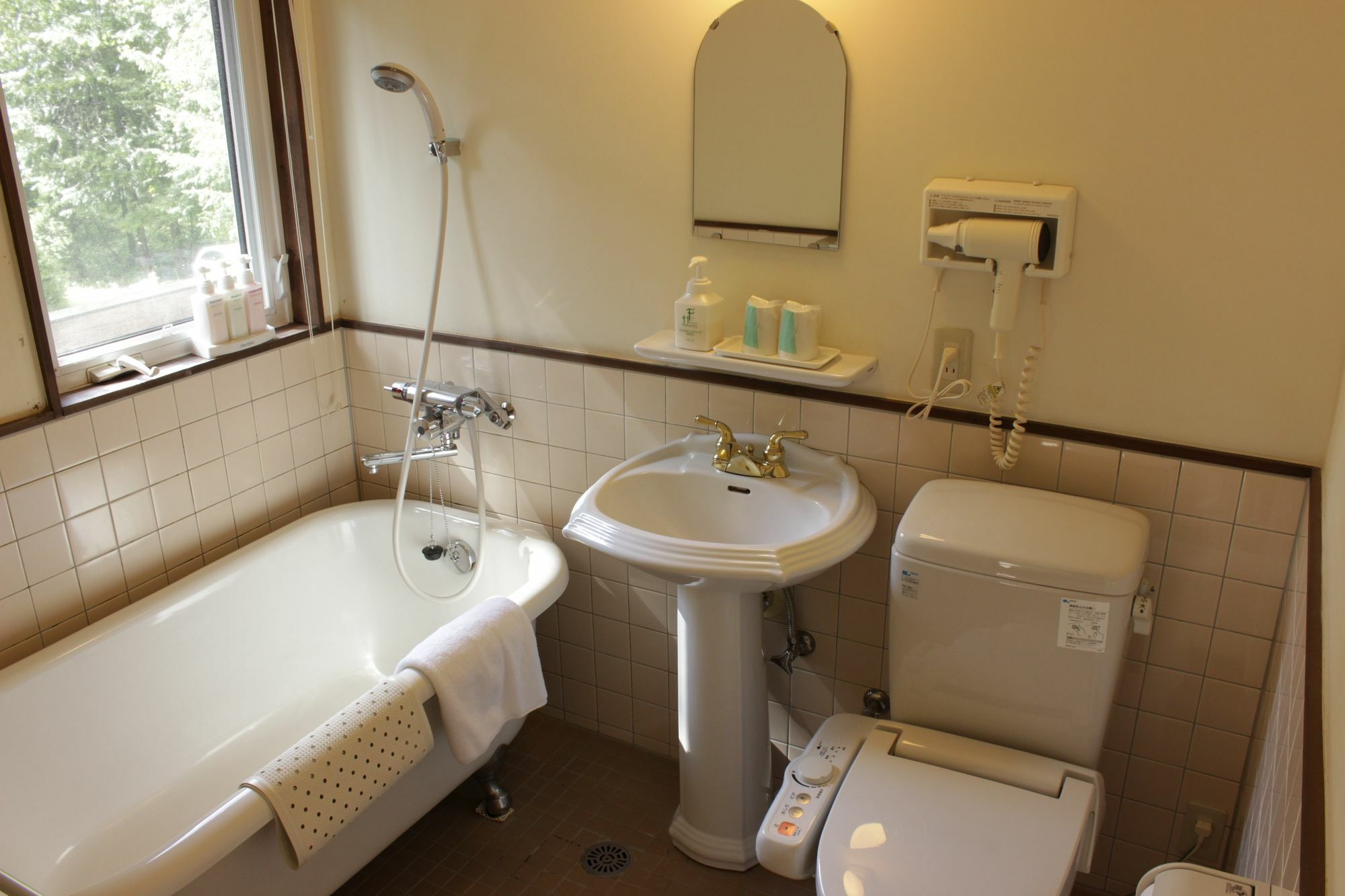 Gusthof Lumiere Hotel Fudzsikavagucsiko Kültér fotó
